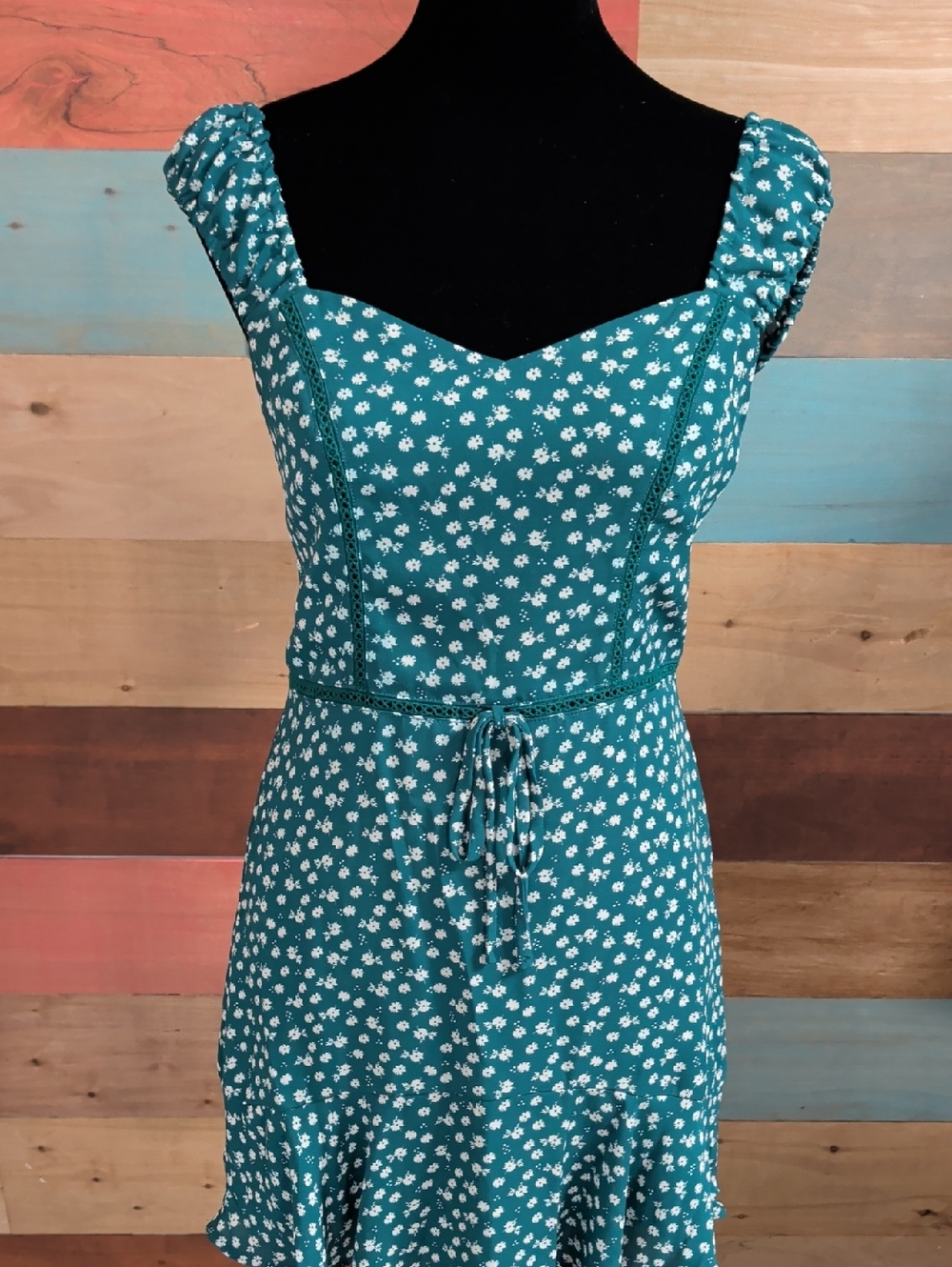 City Triangles Teal Floral Sweetheart Midi Dress